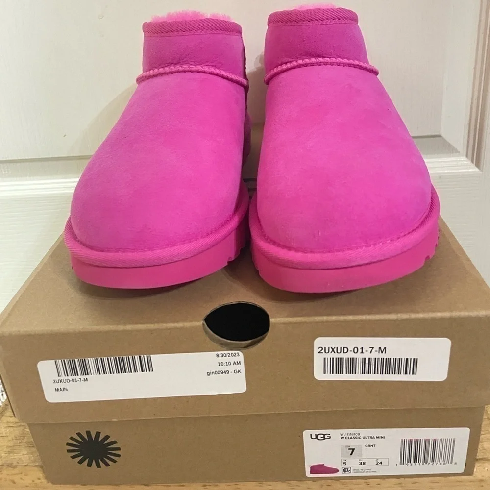 UGG® Australia Carnation Classic Ultra Mini Suede Boots